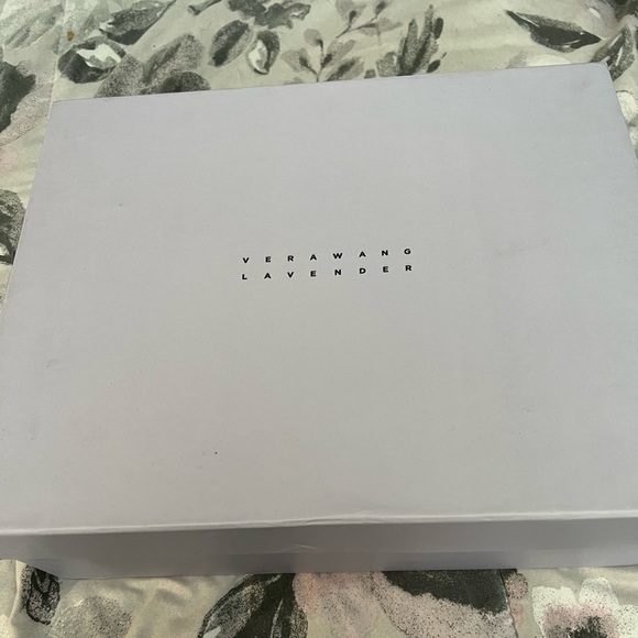 Vera Wang Lavender Paige Latte Pink Sayin Wedges size 7 - Picture 2 of 8